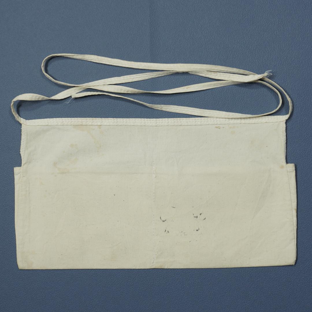 THOMPSON LUMBER APRON ②
