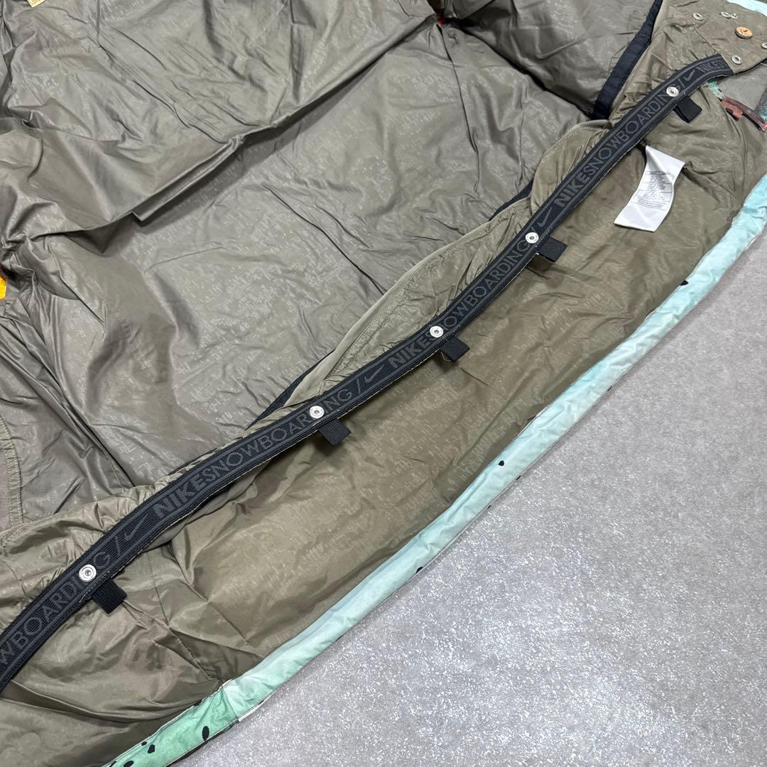 未使用 NIKE BOARDING スノーボードウェア コルクボタン L