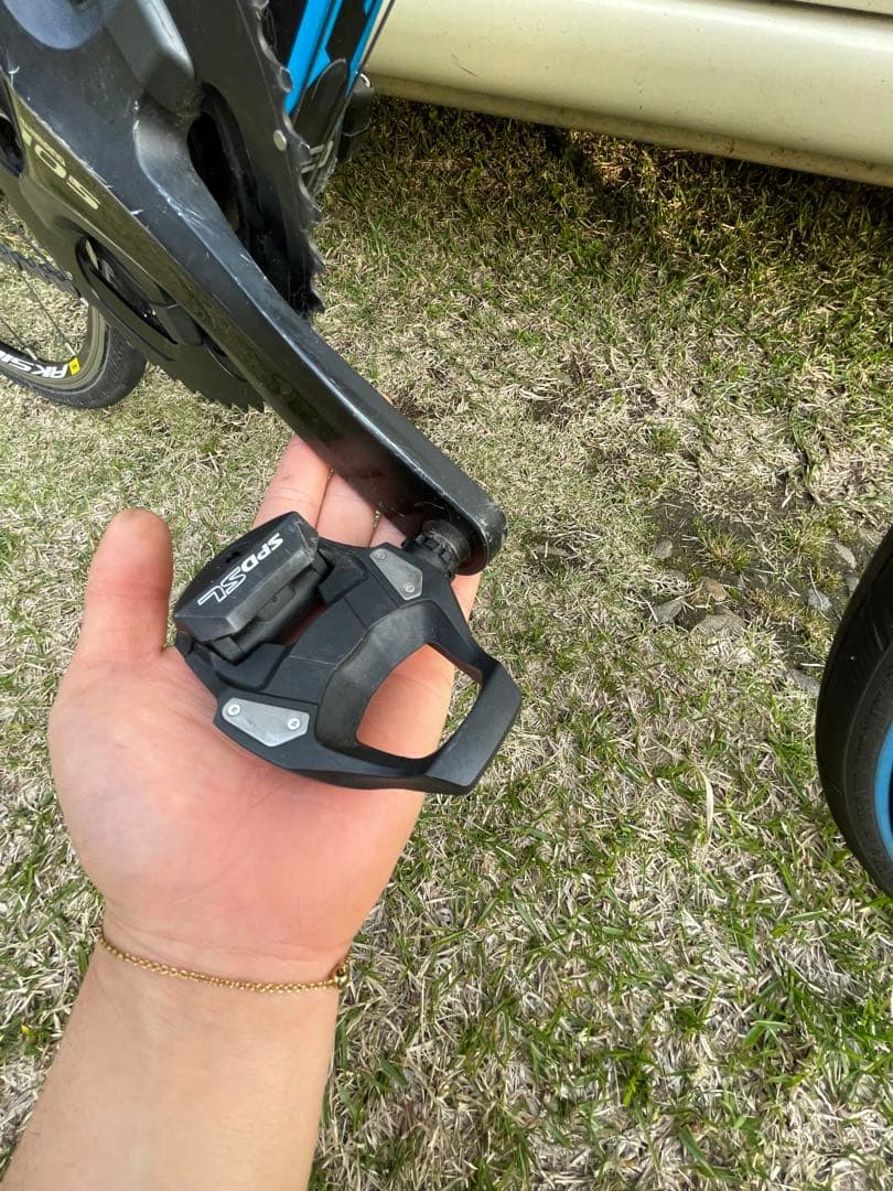 BH カーボンロードバイク