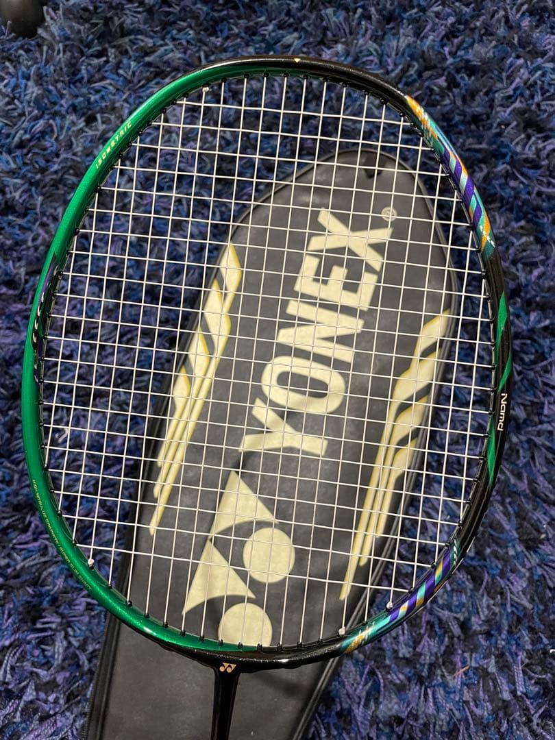 アストロクス99LCWリーチョンウェイYONEX バドミントンラケット廃盤　希少