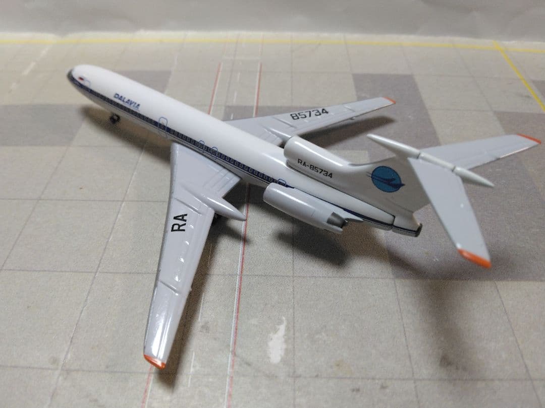 1/400 AC DALAVIA ダリアビア航空　 TU-154M