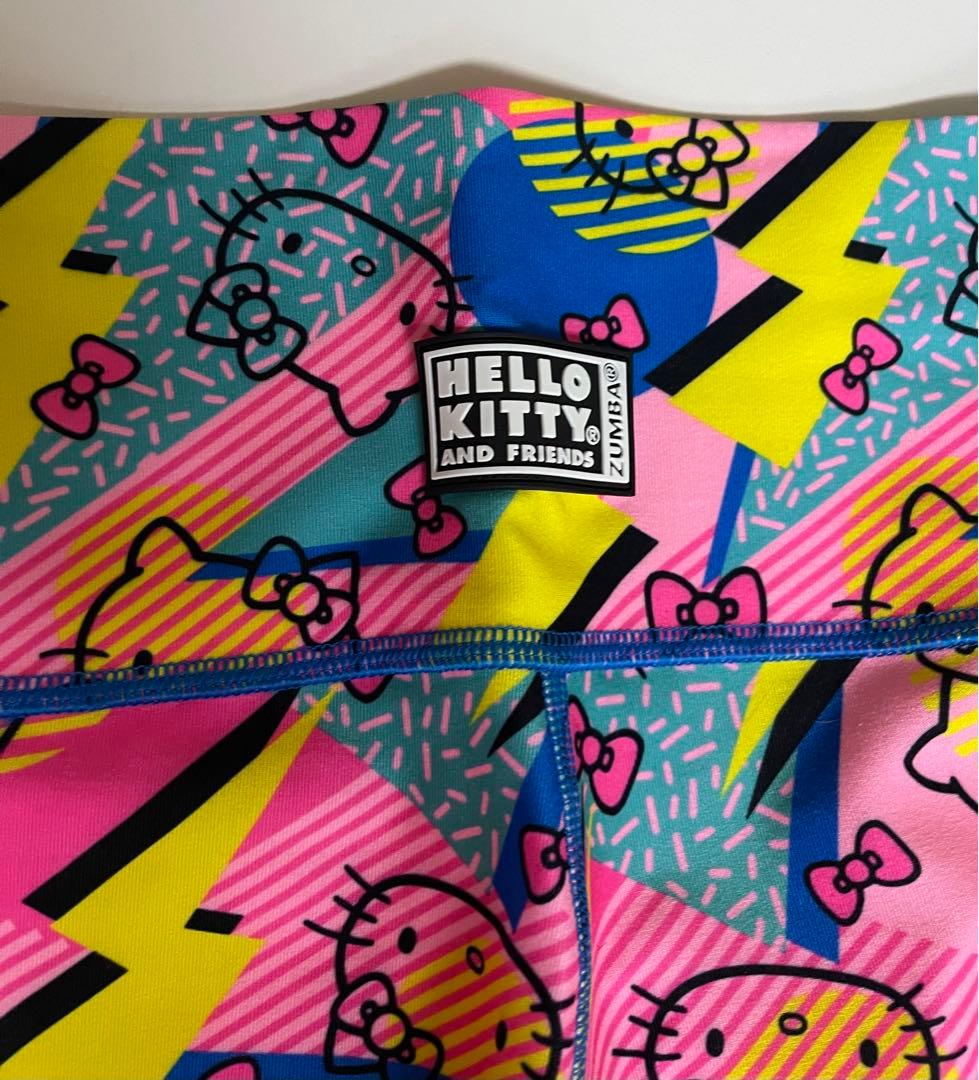 正規品★USED! Zumba ×HELLO KITTY柄上下セットS