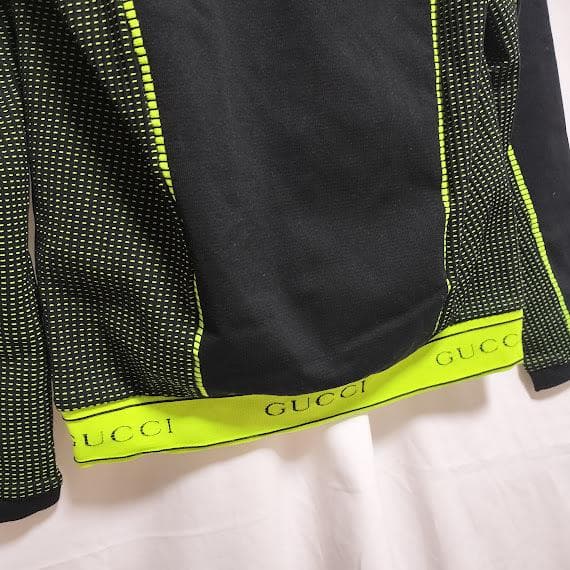 Gucci グッチ テクニカルジャケット トレーニングウェア 黒×黄緑 Mサイズ