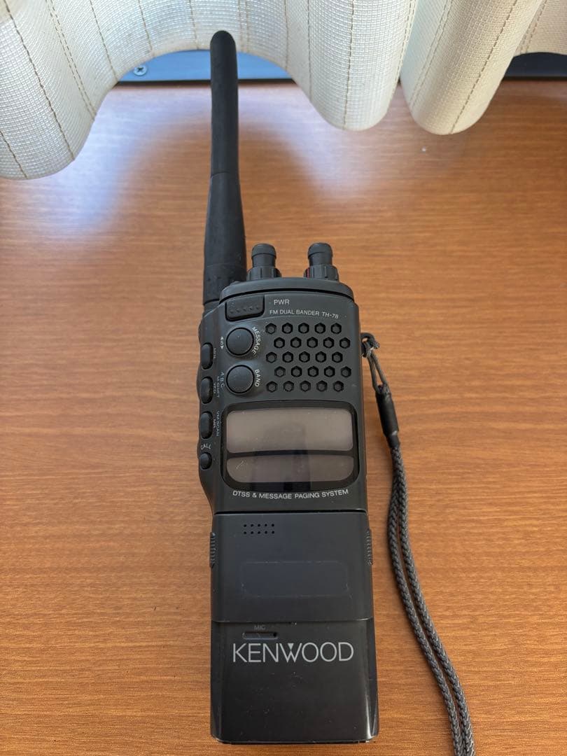 KENWOOD TH-78 ハンディ無線機 電源確認済みComアンテナ付き