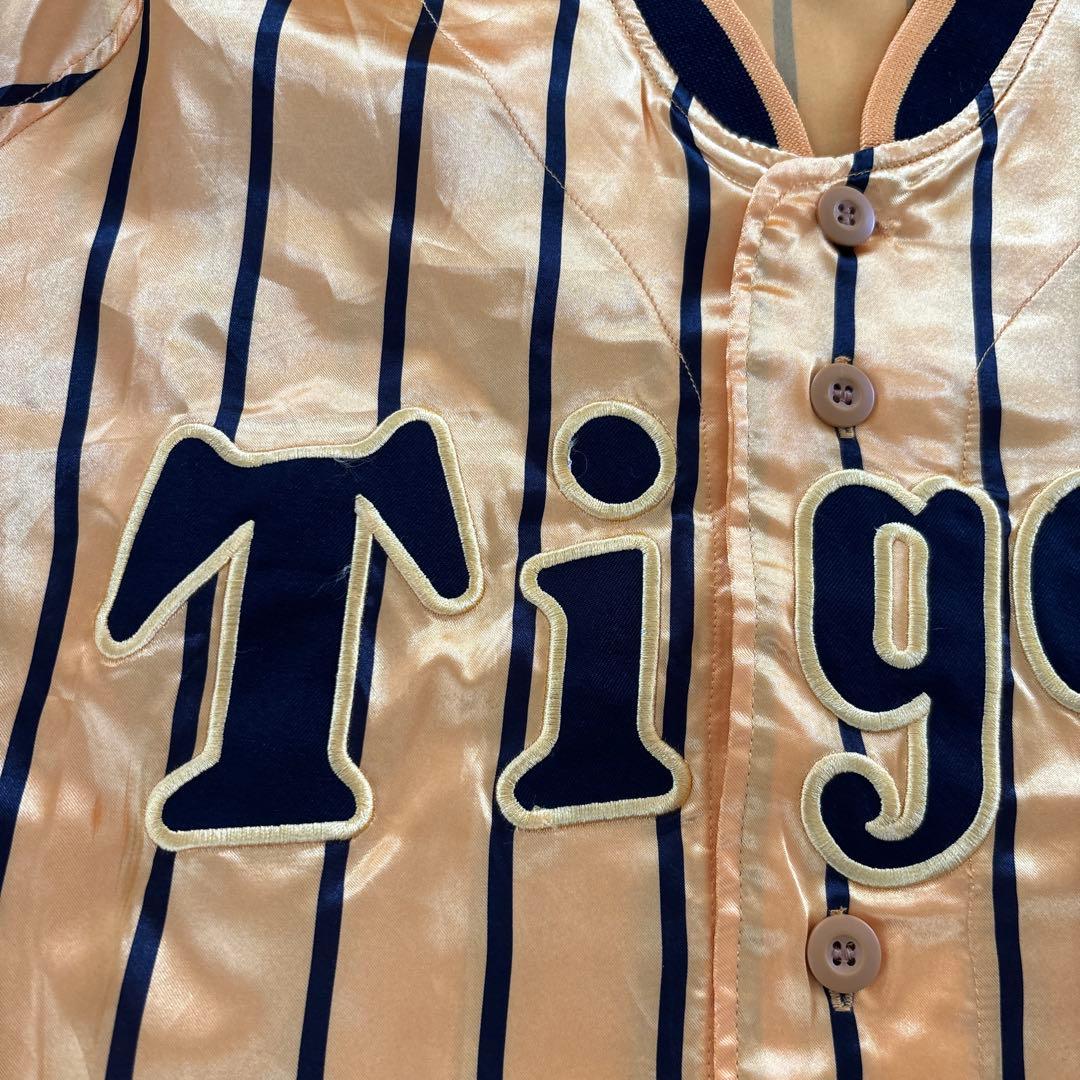 【希少】阪神タイガース猛虎列伝全巻購入者特典ゴールドレアユニフォーム