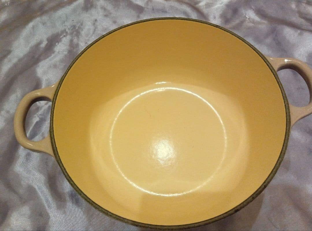 20cm LE CREUSET ココットロンド 両手鍋 ブルーベルパープル
