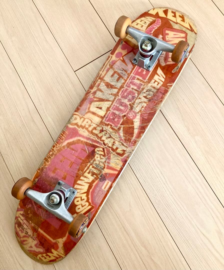 スケボー スケートデッキ AKEEM THE DREAM T-19 コンプリート