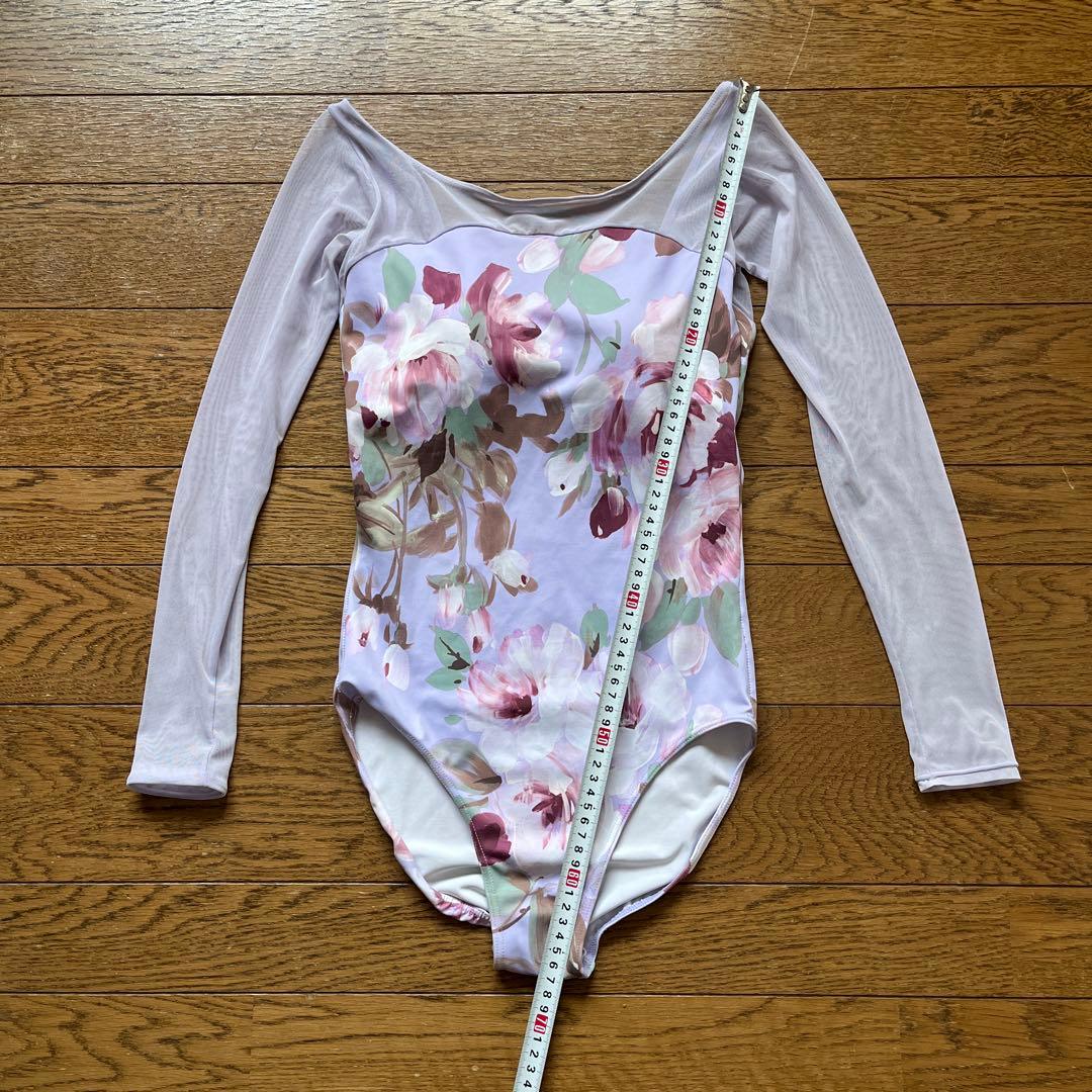 スティナ stina バレエ　レオタード　Mサイズ（大きめ）　ラベンダーパープル