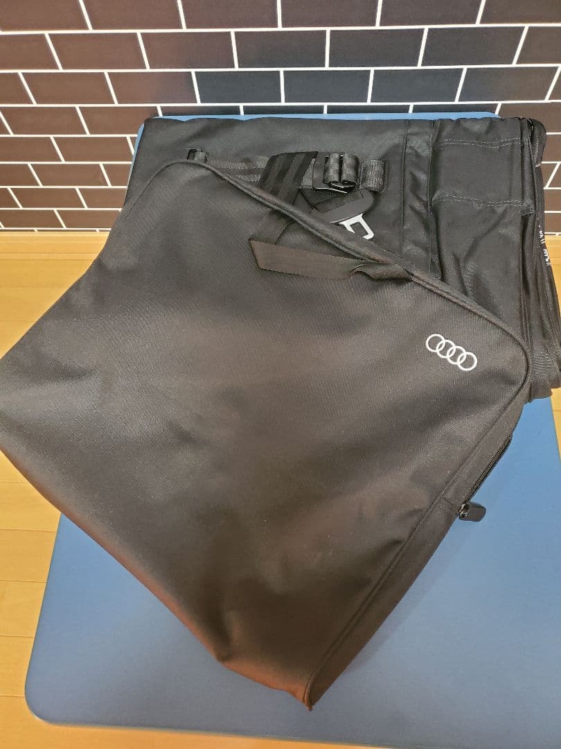 アウディ純正コレクション  スキーバック