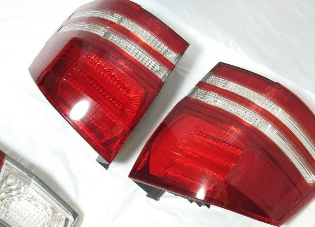 10 アルファード 後期 アクリル LED テールランプ 純正