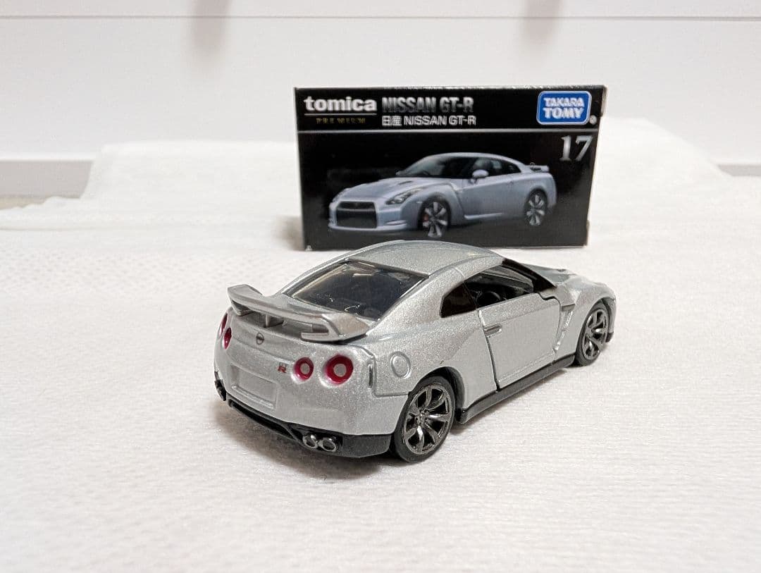 トミカ プレミアムまとめ売り　9台セット