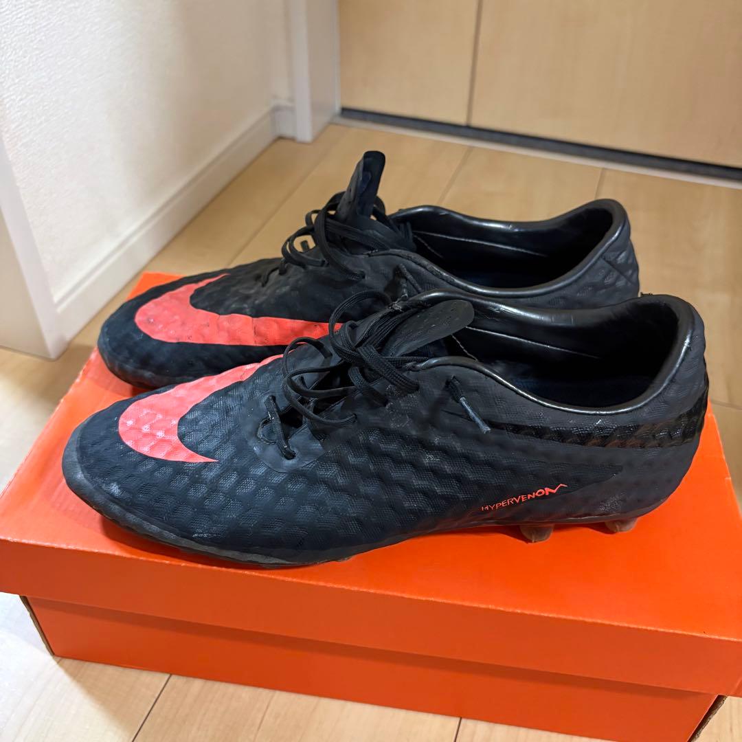 ハイパーヴェノムファントム　NIKE