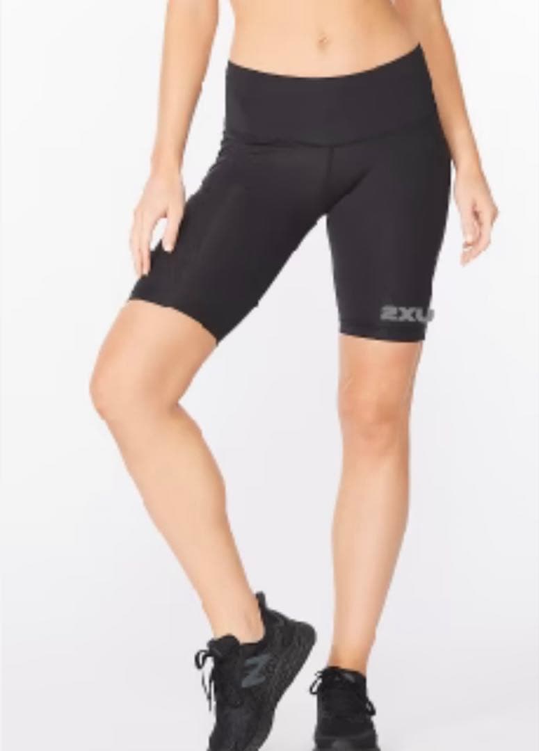 【美品】2XU ウィメンズ レースコンプミッドライズショート