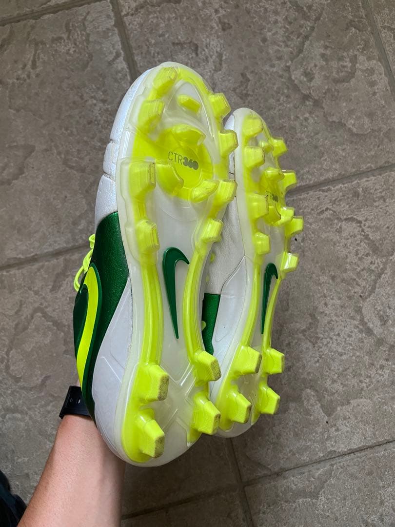 NIKE CTR360 マエストリ　25.0cm