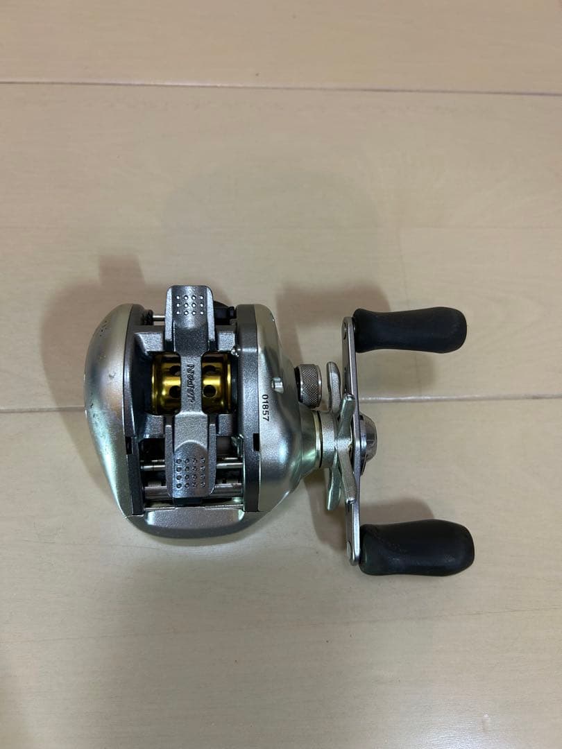 シマノ　スコーピオンMg 1000 右ハンドル オマケ付き