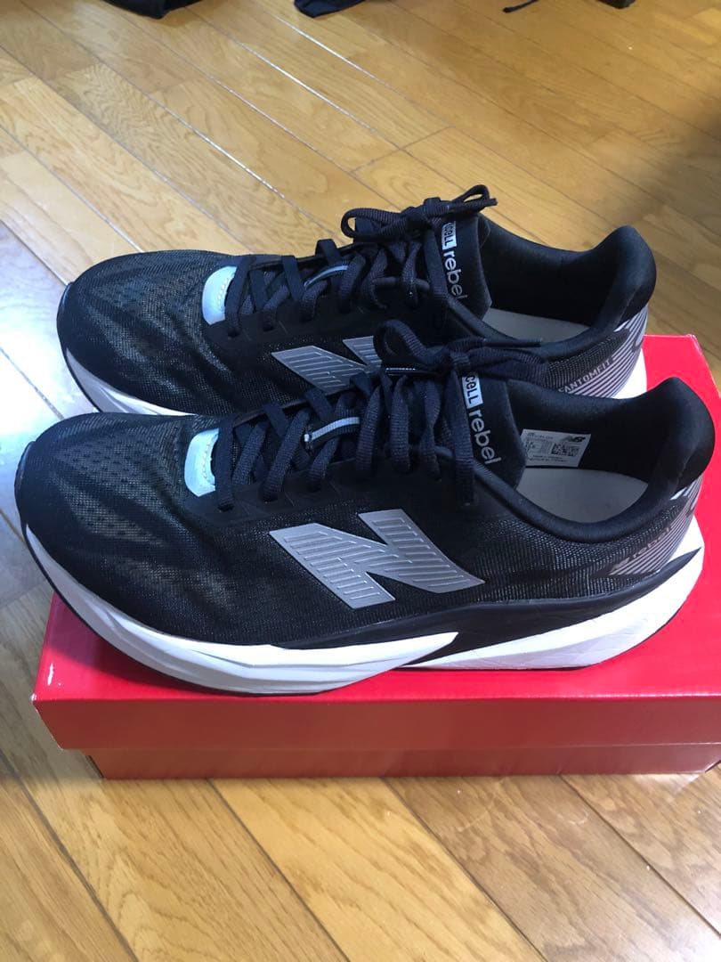 New Balance FuelCell Rebel v5　2E 27ｃｍ