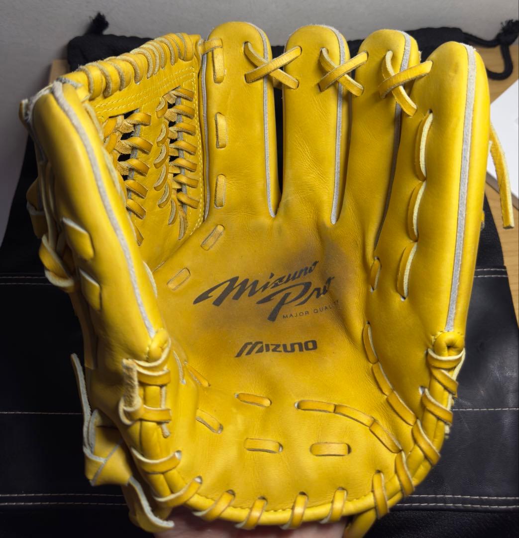 Mizuno Pro 硬式グローブ イエロー