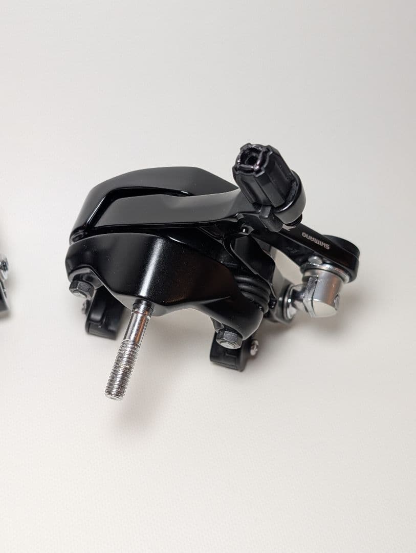SHIMANO105 ブレーキキャリパー BR-R7000　前後セット