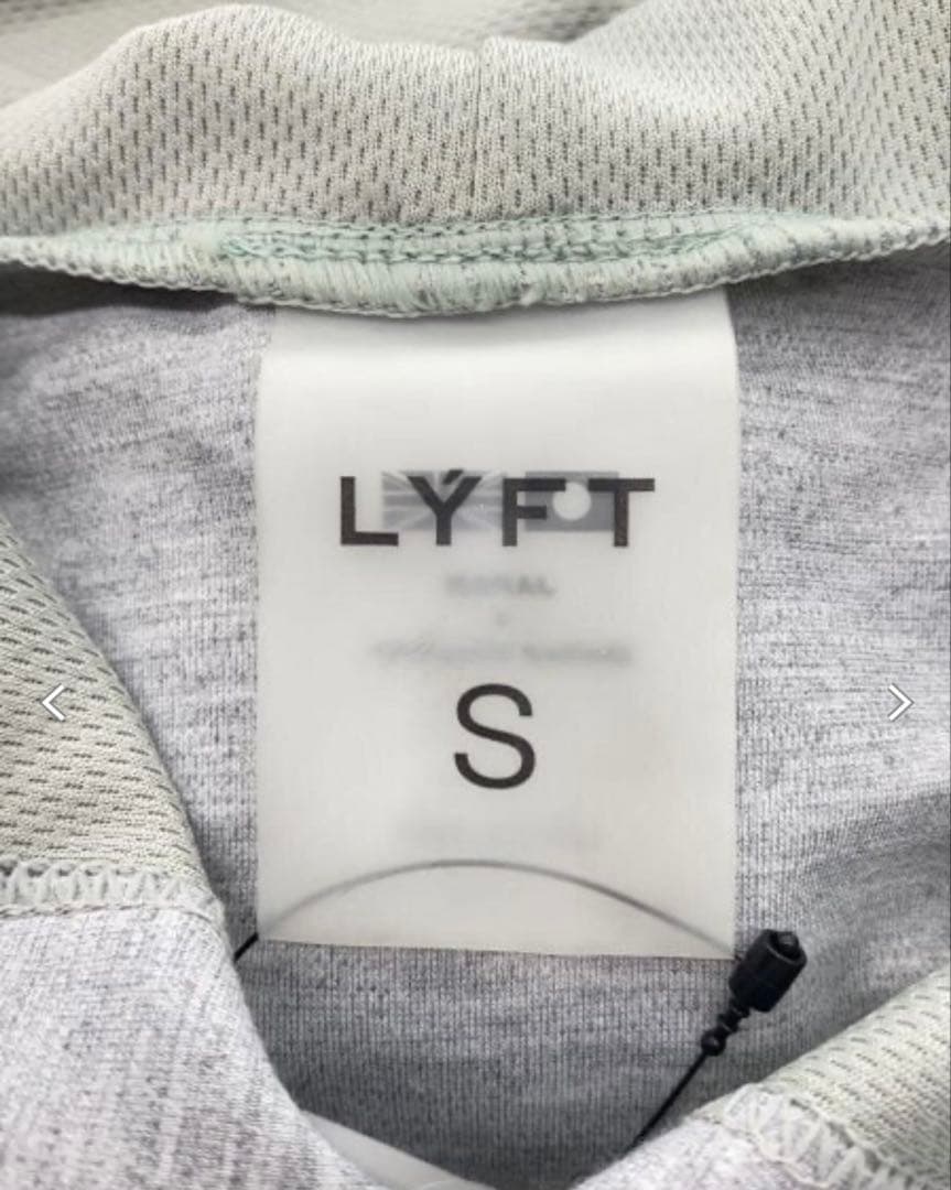 オンライン完売品 LYFT リフト　パーカー