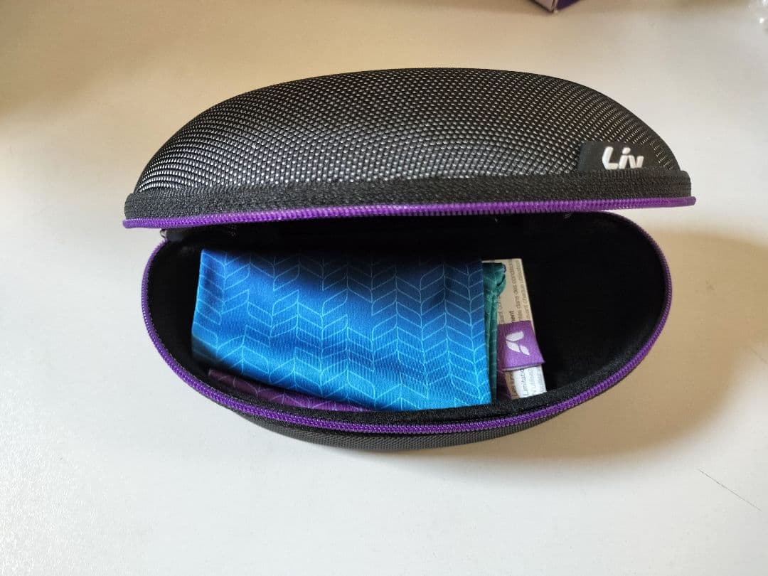 Liv サイクリング用サングラス ケース付き