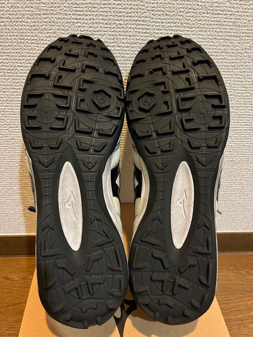 Mizuno Morelia TF 27.5cm ホワイト/ブラック