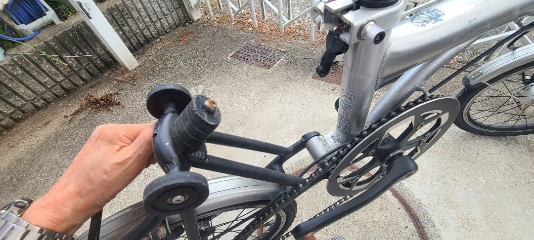 W*h様 ハリークイーン 折りたたみ式 自転車 ジャンク品