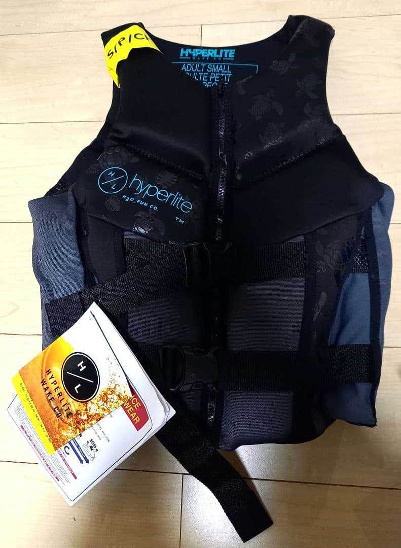Hyperlite ライフジャケット レディース　Sサイズ&Mサイズセット