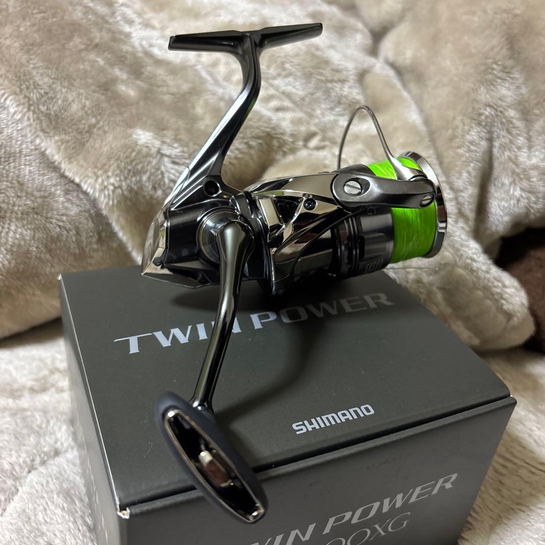 SHIMANO 24ツインパワー C3000XG スピニングリール