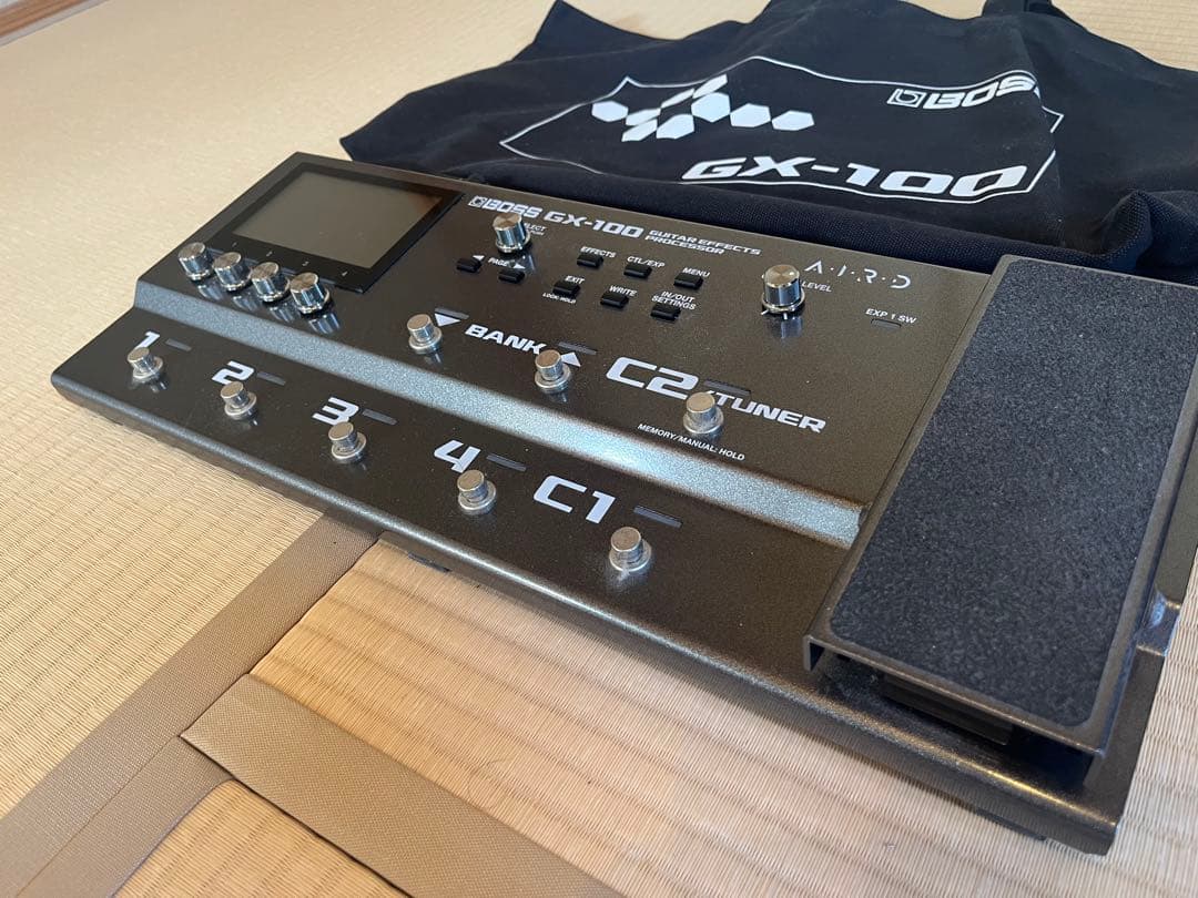 BOSS GX-100 BT-DUAL付き