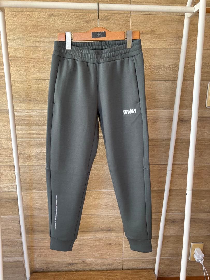 TFW49 グリーングレー パンツ　Sサイズ　新品タグ付