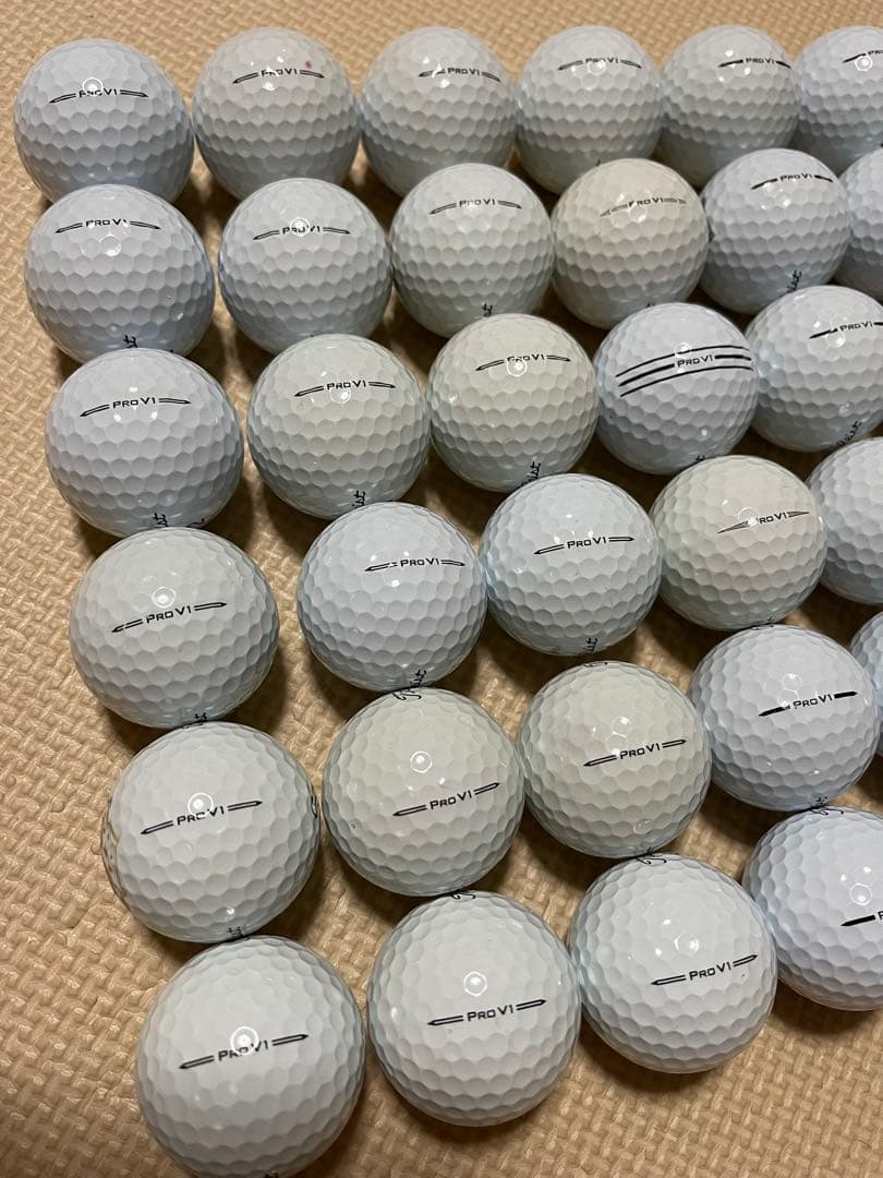 美品　Titleist Pro V1 ロストボール44個