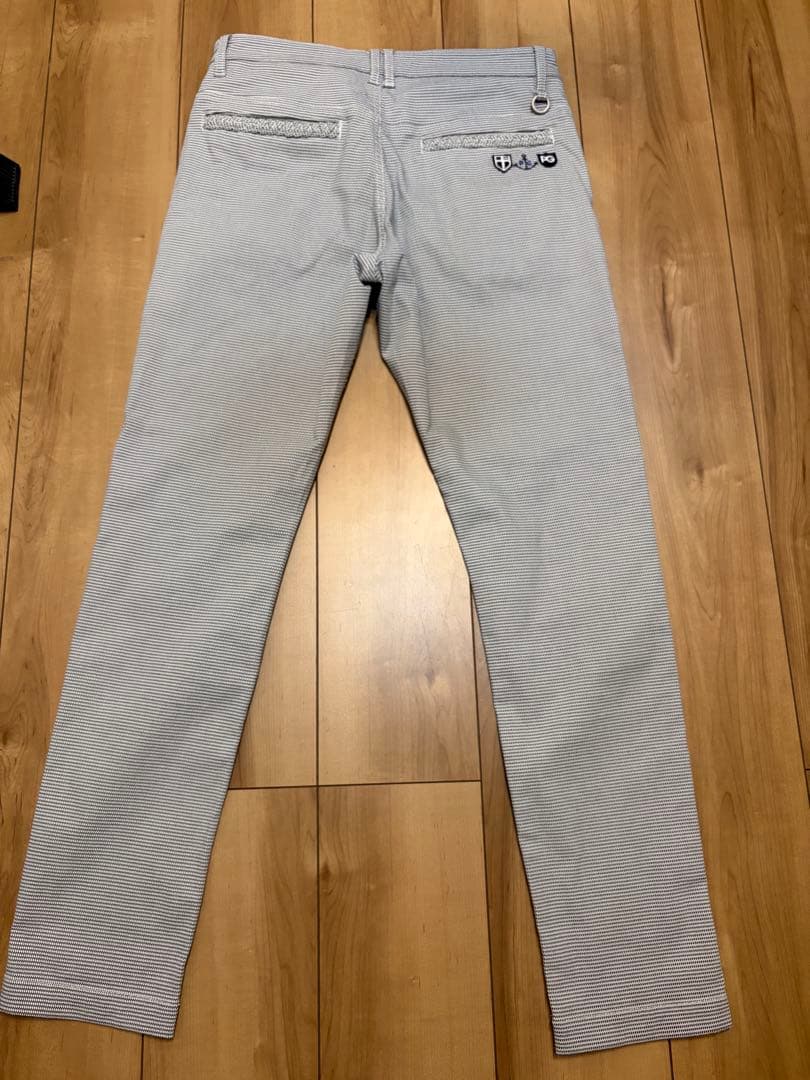 PEARLY GATES ストレッチスリムパンツ　サイズ4