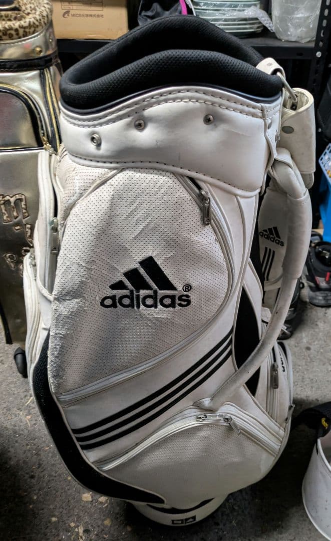adidas ホワイトキャディバッグ ダメージあり