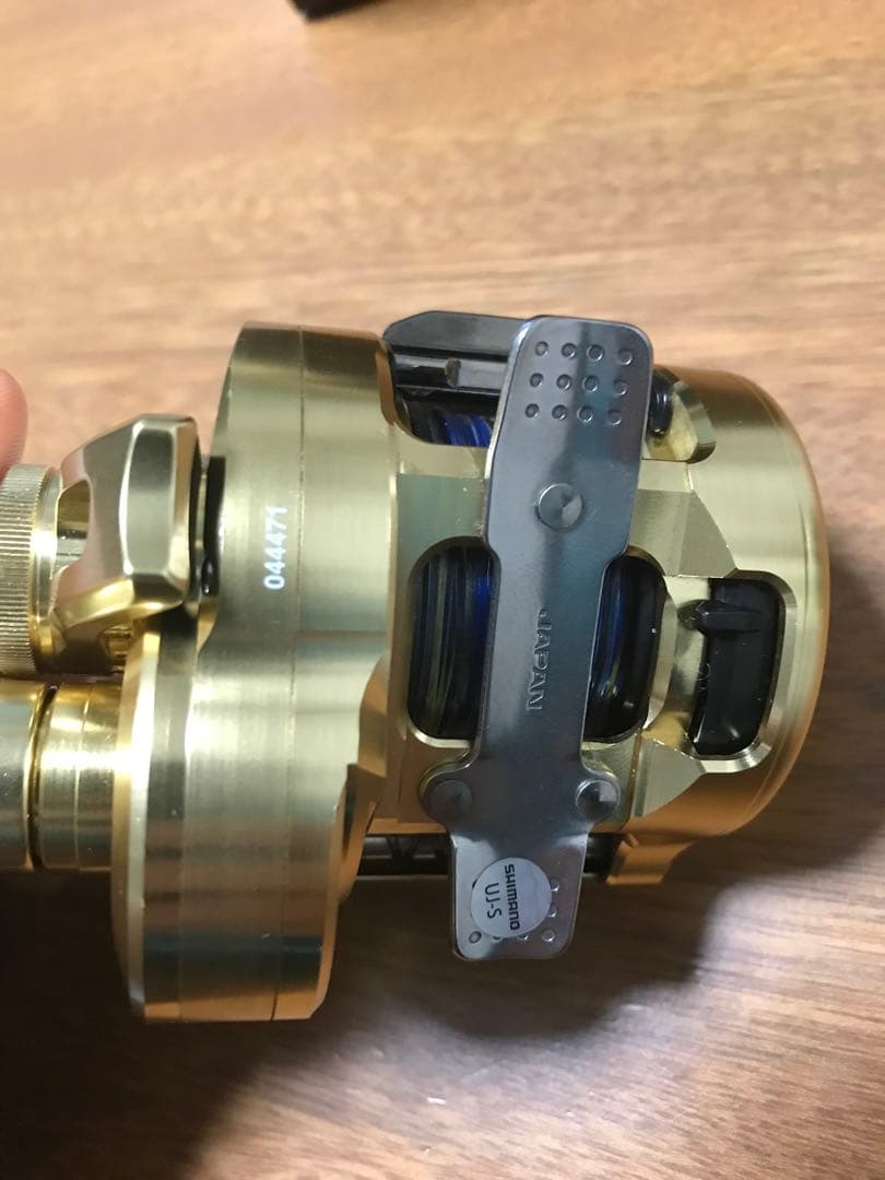 シマノ　22オシアコンクエスト301xg 1度使用