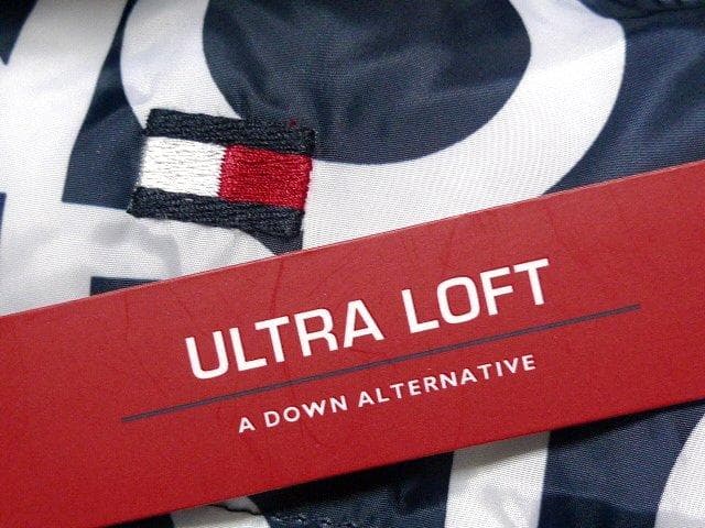 M-L日本サイズ位トミーヒルフィガーUSA限定モノグラムUS限定ダウンジャケット