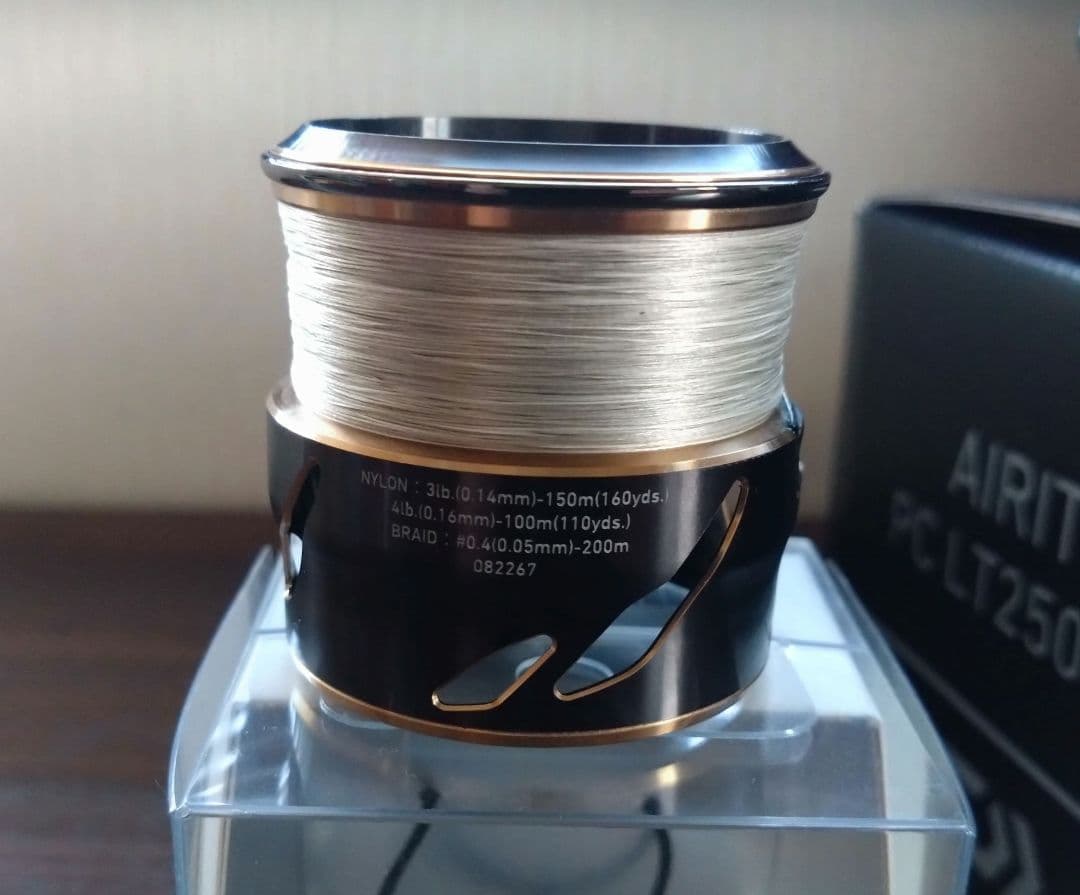 DAIWA　ダイワ　23エアリティ　PC LT2500-H　予備スプール付