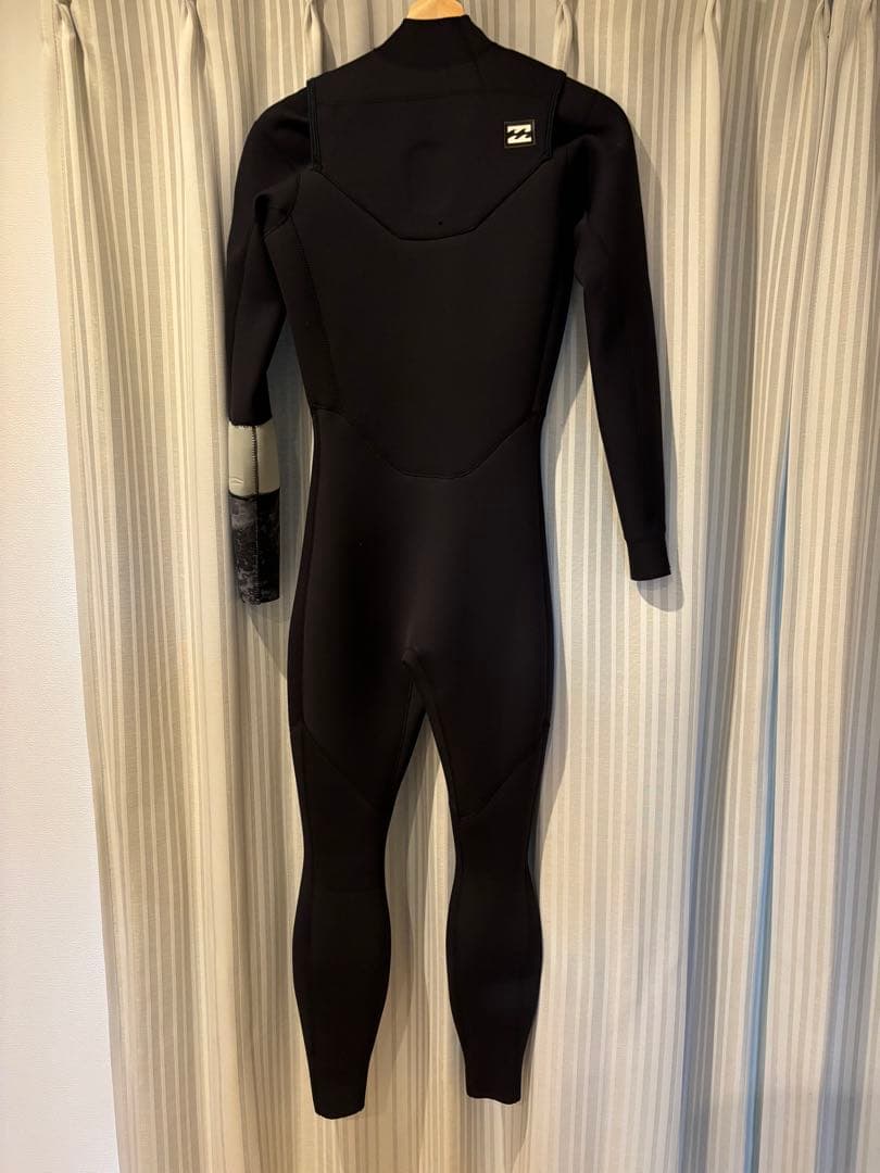 Billabong Revolution フルスーツ ブラック