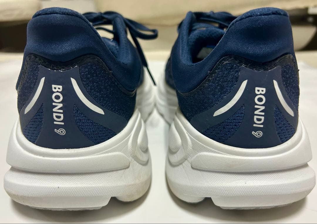 HOKA BONDI 9ボンダイ9 26.5㎝　ネイビー×ホワイト