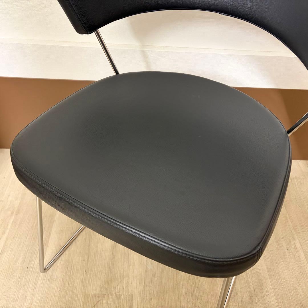 ②Calligaris カリガリス コヌビア ニューヨーク レザー チェア