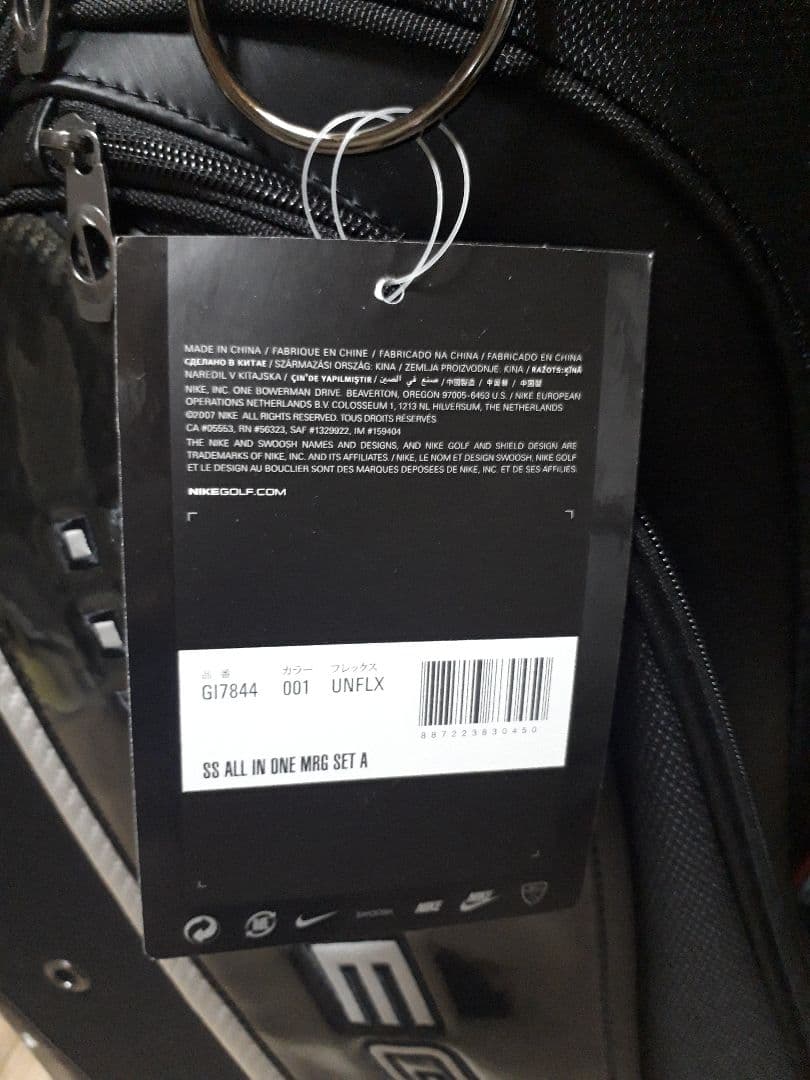 未使用　NIKE　ナイキ　キャディバッグ　　タグ付　美品