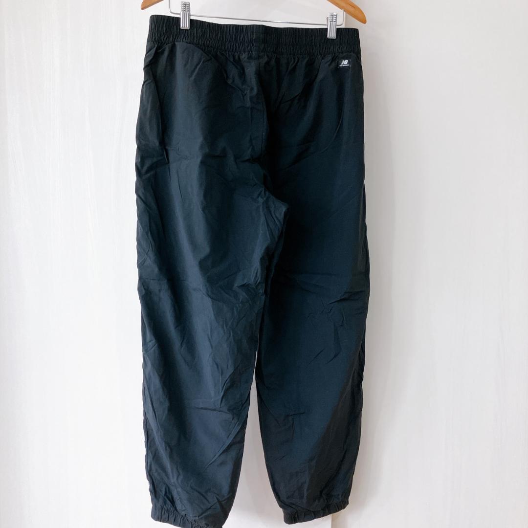 【美品】　ニューバランス　サイドロゴラインメンズシャカシャカパンツブラック