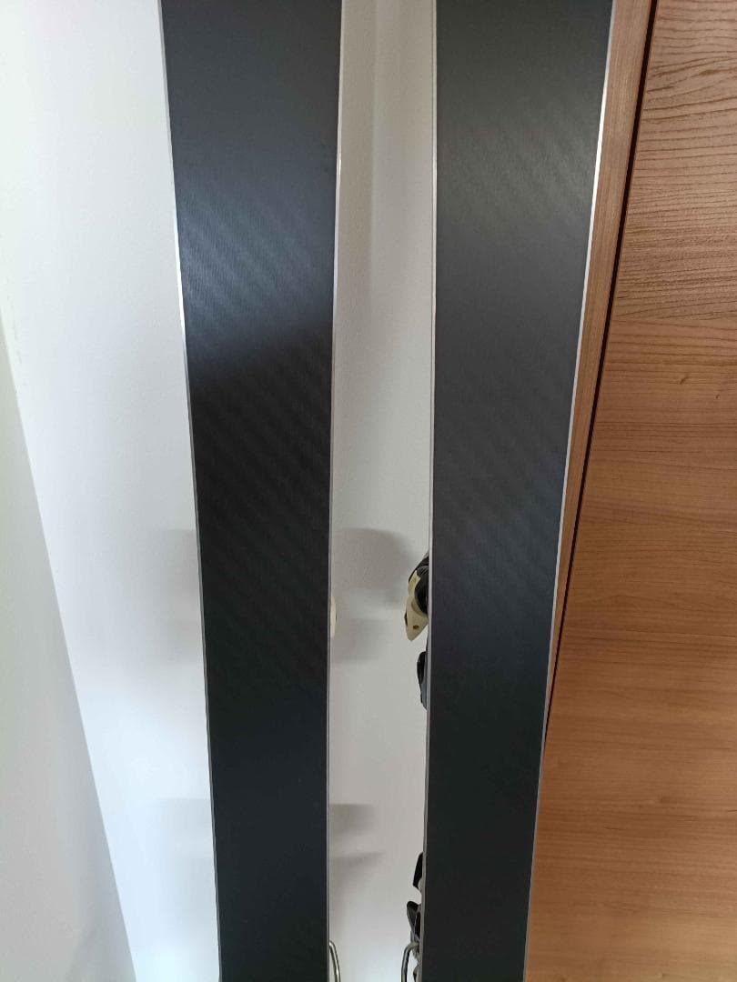 【未使用品】Völkl Platinum R 166cm 板 ビンディング