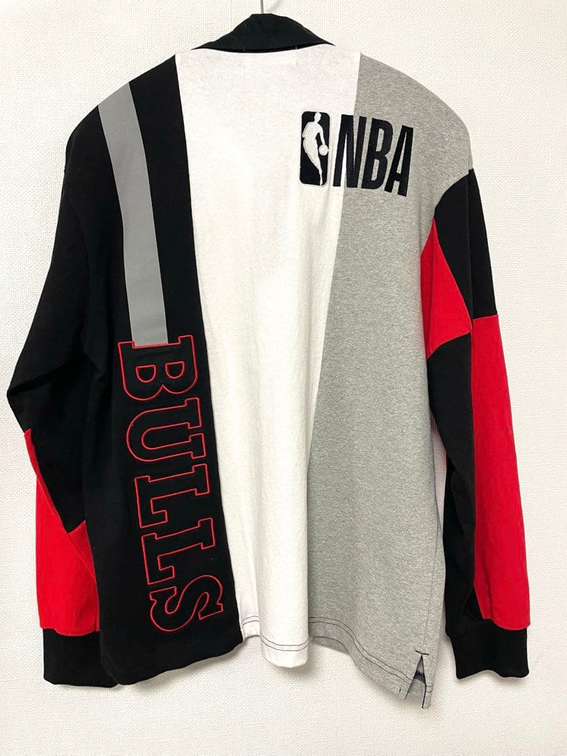 新品　オフ ザ コート チーム ラグビーシャツ　ブルズ　Mサイズ　NBA