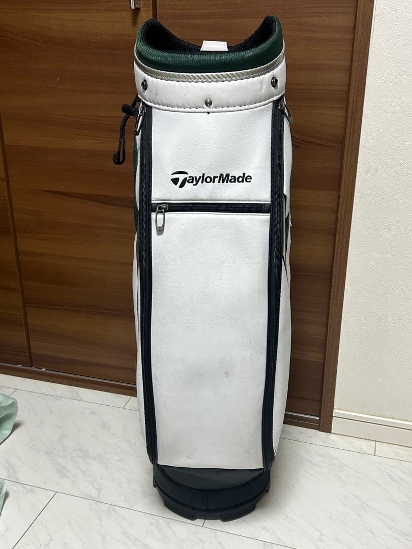 【TaylorMade】ゴルフキャディバッグ