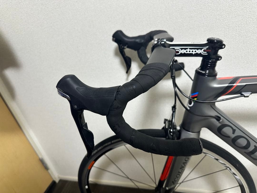 自転車本体 Full carbon COLNAGO with aero handlebar.