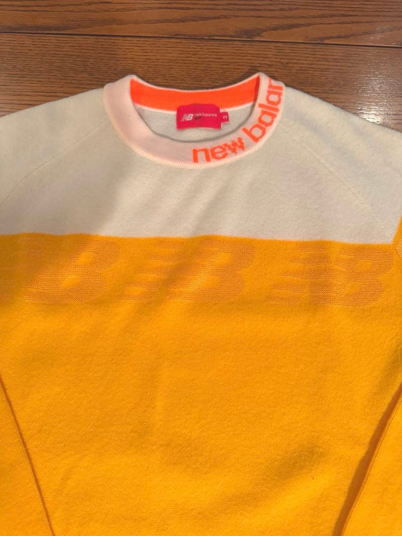 New Balance ニットセーター イエロー/ホワイト