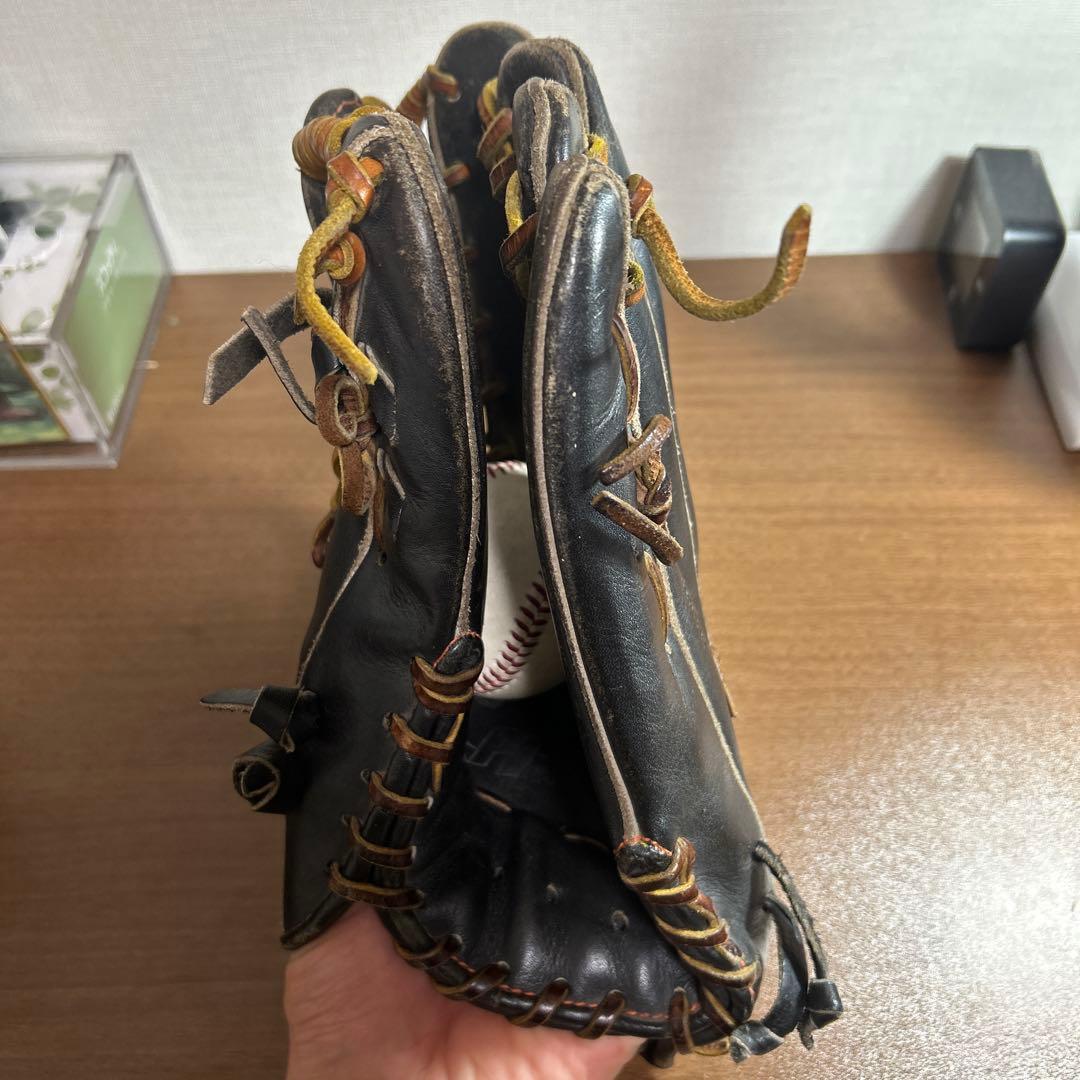 ハタケヤマ硬式外野手用グローブ