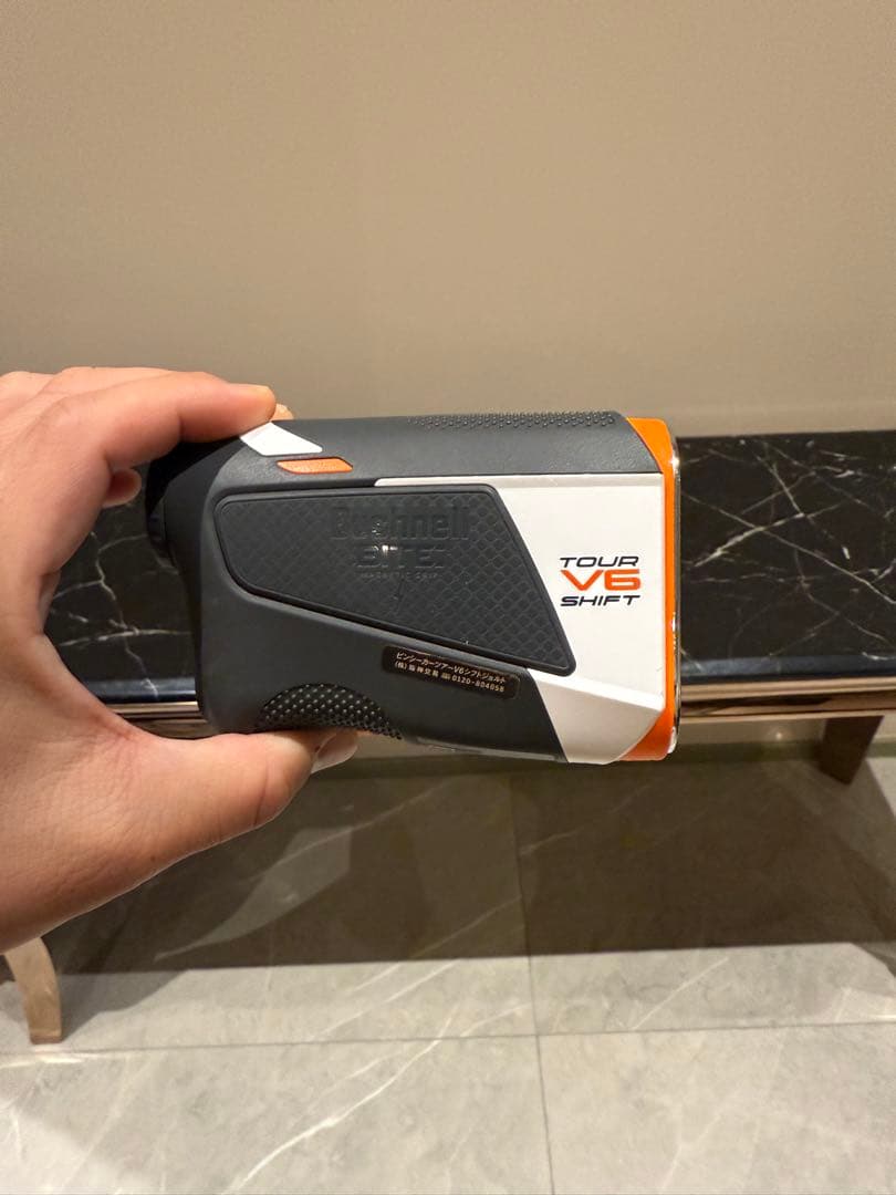 英*様 300円スタート　オリジナルケース付 Bushnell V6 ゴルフ用距