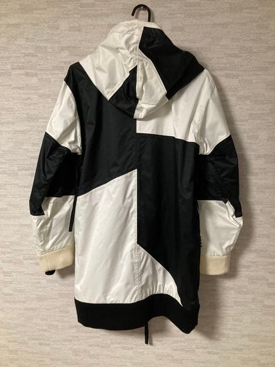 アトマイズ　スキー／スノーボードウエア