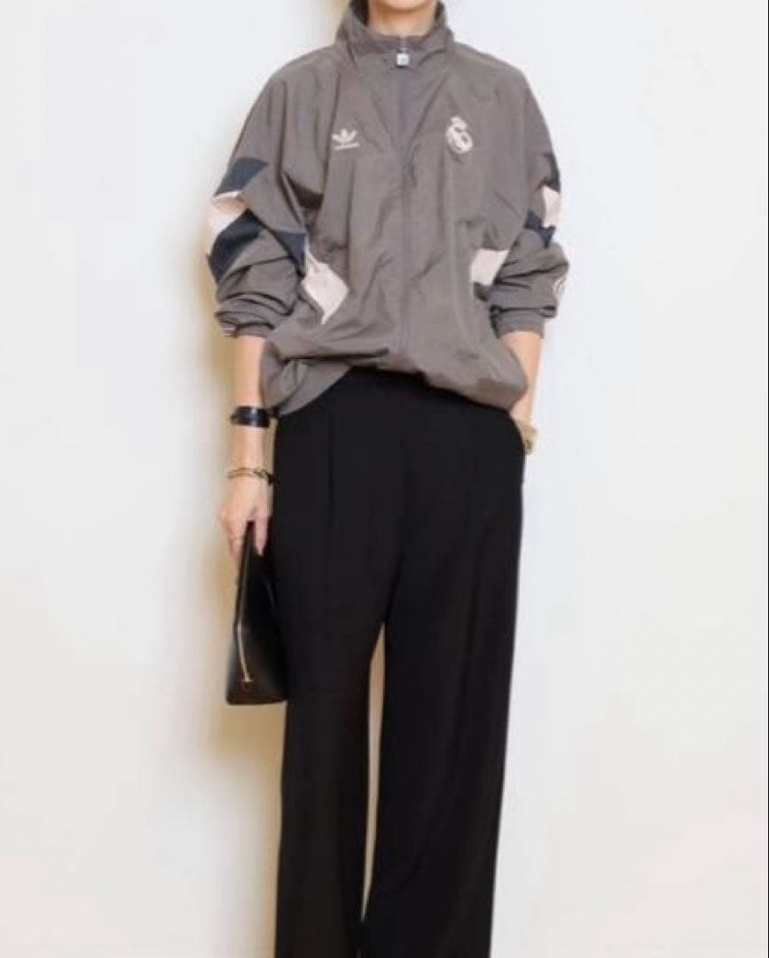 adidas レアル・マドリード　トラックジャケット